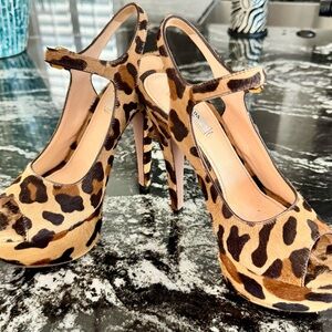Leopard Print Peep Toe Platform Heels